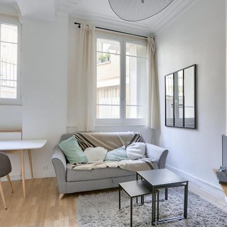Charming Studio - Paris 18Th District Apartment Exterior photo
