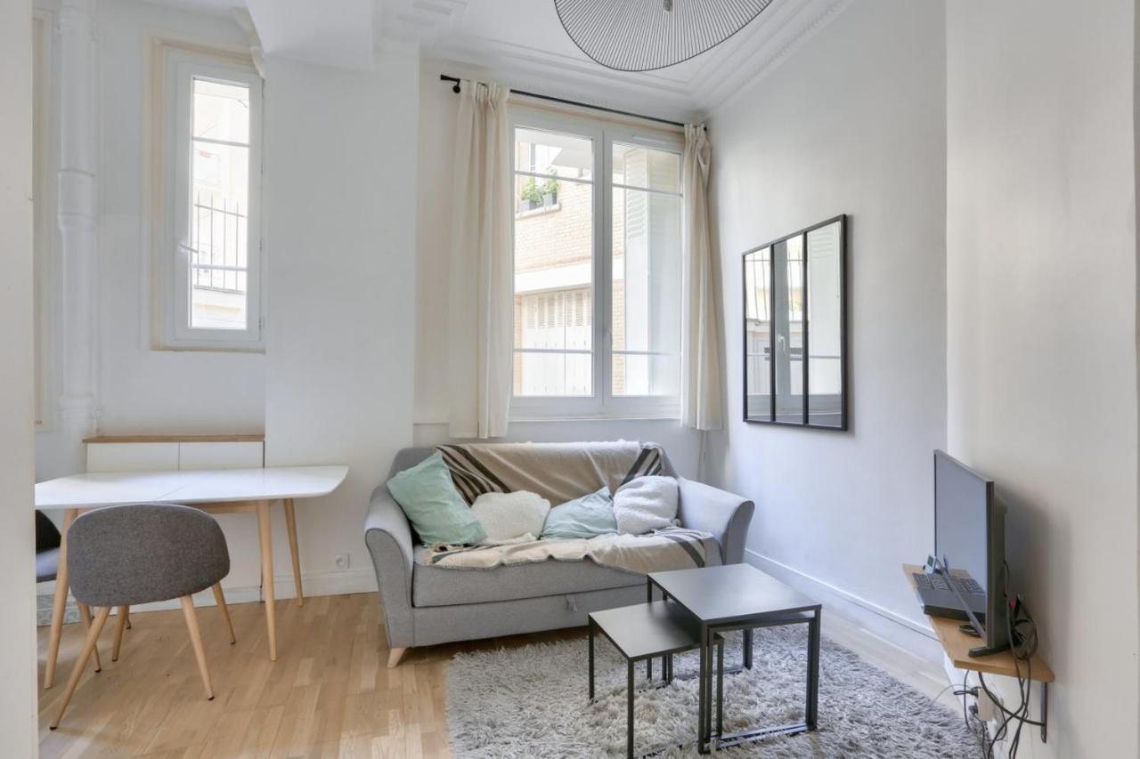 Charming Studio - Paris 18Th District Apartment Exterior photo